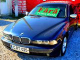 BMW 5 Series foto 4