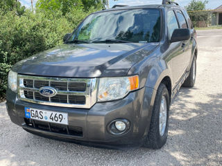 Ford Escape foto 8