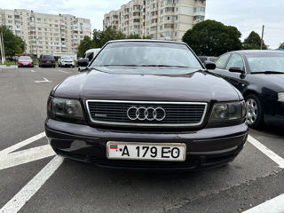 Audi A8 foto 2