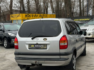 Opel Zafira foto 4