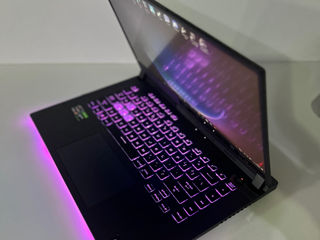 Vând Asus Rog Strix G15