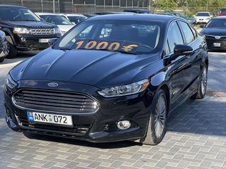 Ford Fusion foto 2