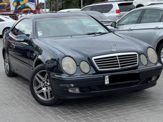 Mercedes CLK-Class foto 4