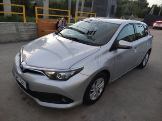 Toyota Auris foto 4