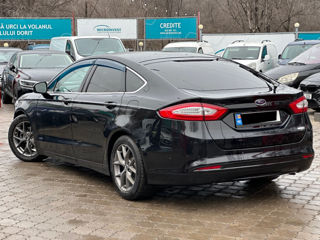 Ford Mondeo foto 5