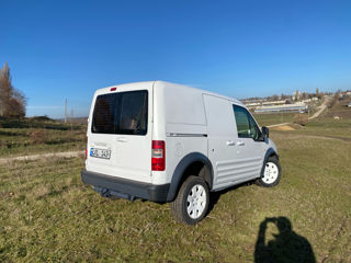 Ford Transit Connect foto 2