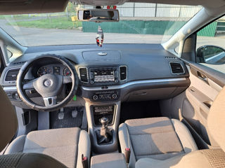 Volkswagen Sharan foto 8