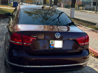 Volkswagen Passat foto 2