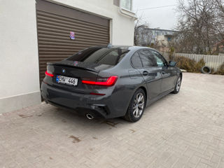 BMW 3 Series foto 4