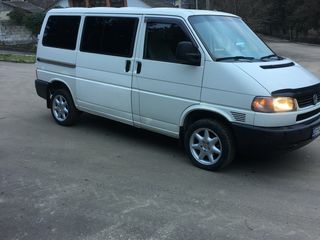 Volkswagen T4 foto 3