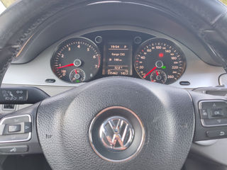 Volkswagen Passat foto 6