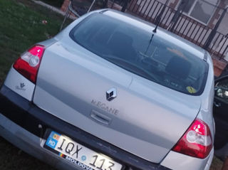 Renault Megane foto 2