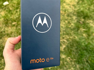 Motorola E32s Nou!!