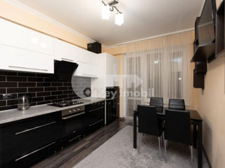 Apartament cu 2 camere, 70 m², Buiucani, Chișinău foto 4