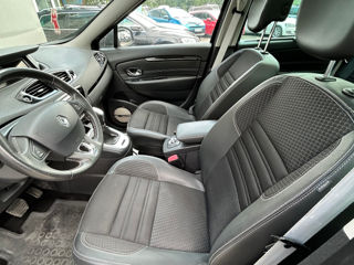 Renault Grand Scenic foto 9