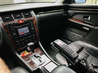 Audi A8 foto 6