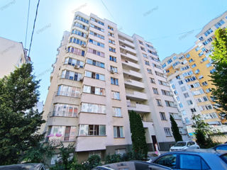 Apartament cu 3 camere, 95 m², Buiucani, Chișinău