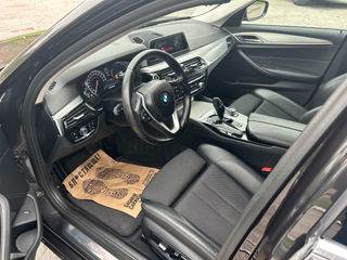 BMW 5 Series foto 8