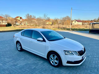 Skoda Octavia foto 2