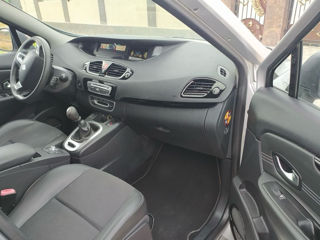 Renault Grand Scenic foto 5