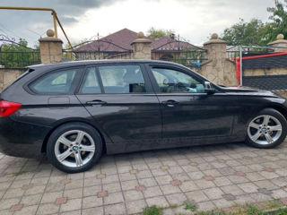 BMW 3 Series foto 3