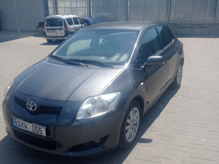 Toyota Auris foto 1