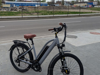 Bicicleta electrică foto 1