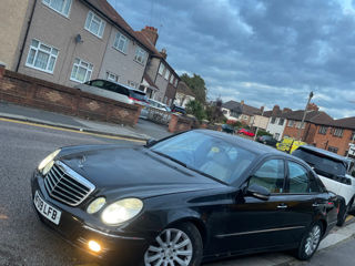 Mercedes E-Class foto 3