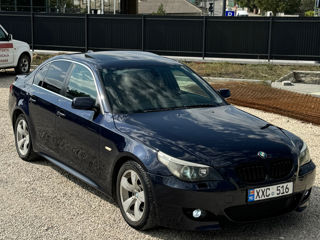 BMW 5 Series foto 2