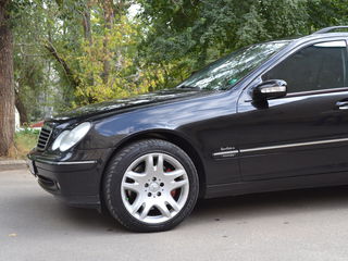 Mercedes C Class foto 1