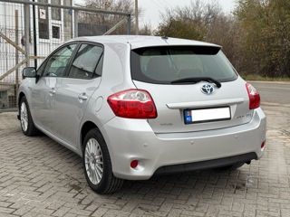 Toyota Auris foto 4