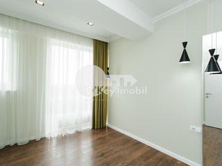 Apartament 2 camere+living, reparație euro, Dansicons, Botanica 77800 € ! foto 2