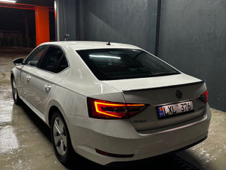 Skoda Superb foto 10