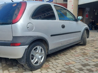 Opel Corsa foto 2