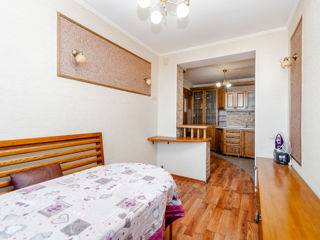 Apartament cu 2 camere, 65 m², Botanica, Chișinău foto 6