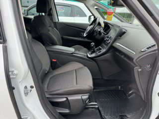 Renault Grand Scenic foto 14