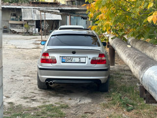 BMW 3 Series foto 2