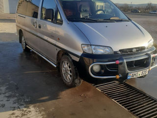 Hyundai H200