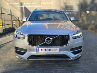 Volvo XC90 foto 8