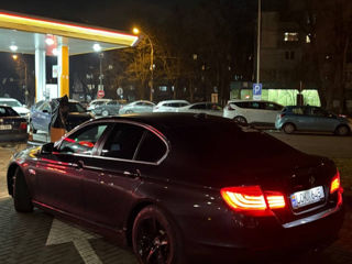 BMW 5 Series foto 4