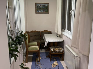 Apartament cu 2 camere, 51 m², Centru, Chișinău foto 3