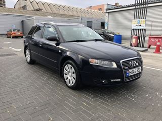 Audi A4 foto 1