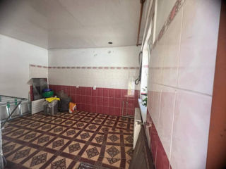 Casa cu 2 camere, 65,4 m2 si 1,5 ari in sec. Botanica foto 6