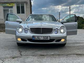 Mercedes E-Class foto 9