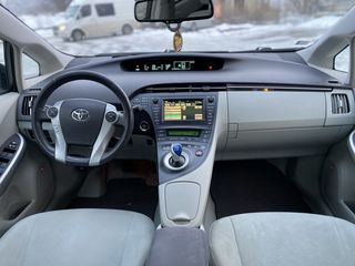 Toyota Prius foto 8