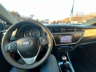 Toyota Auris foto 8