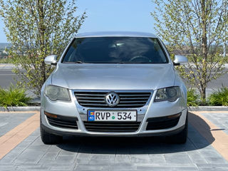 Volkswagen Passat foto 2