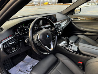 BMW 5 Series foto 6