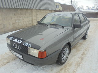 Audi 80 foto 8