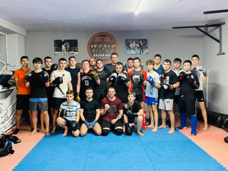 Sectorul Ciocana!Antrenament matinal de kickboxing!